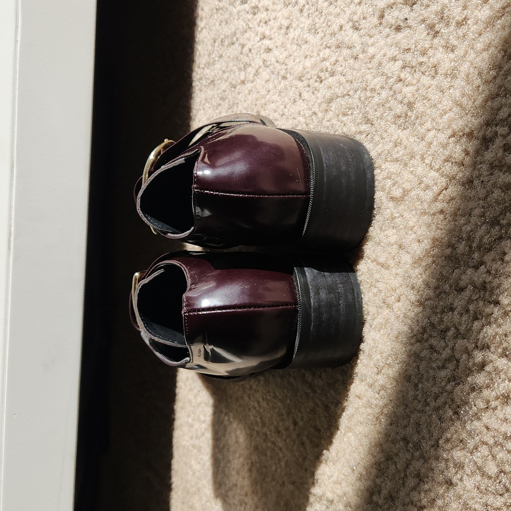 Rachel Cox Buckled Burgundy Loafer Size 6 (225cm) - Picture 2 of 5